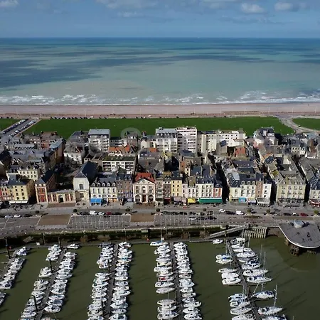 La Coquille - Centre Historique Parking Gratuit